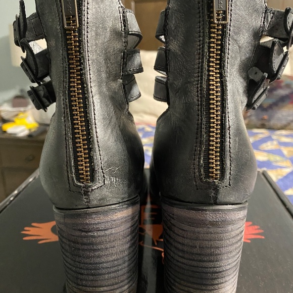 Freebird Randi Boots - Picture 3 of 6